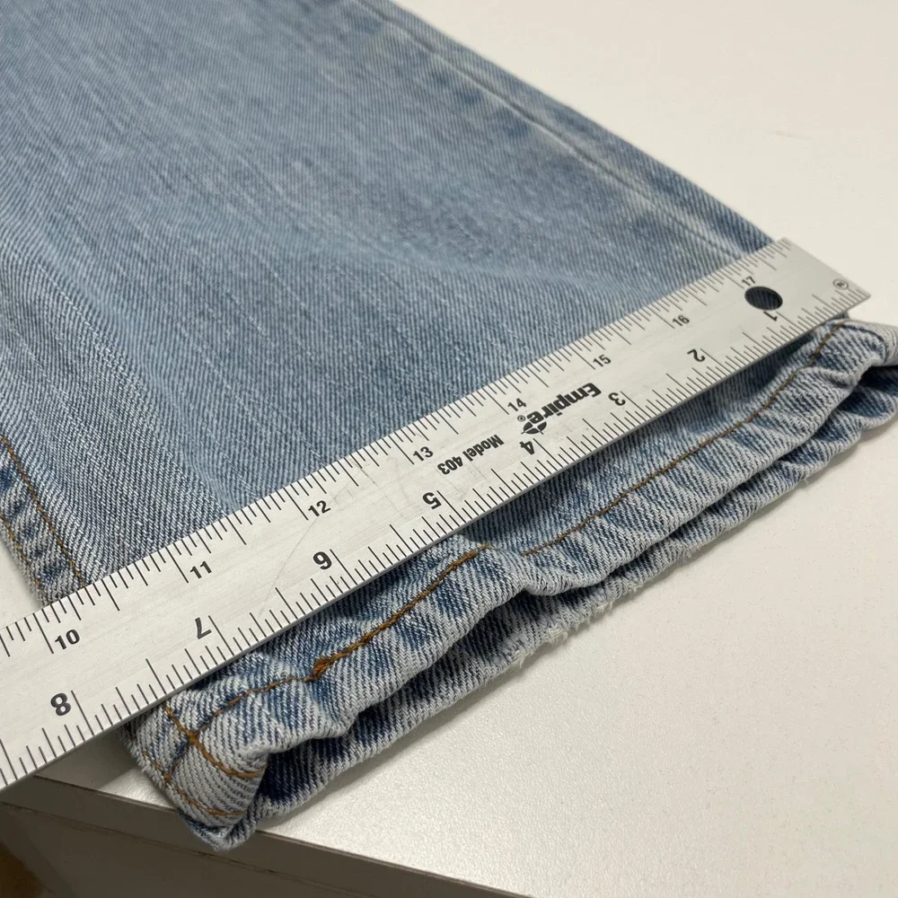 Vtg Y2K Levis 505 Regular Fit Men Jeans 31x34 Light Wash Blue Straight Leg Denim